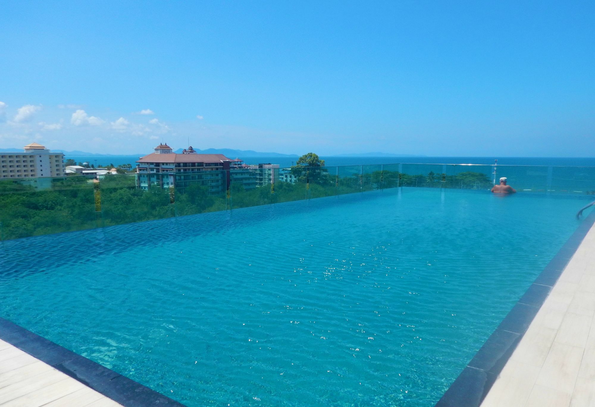 Acqua - 100 Meters From Jomtien Beach Pattaya Εξωτερικό φωτογραφία