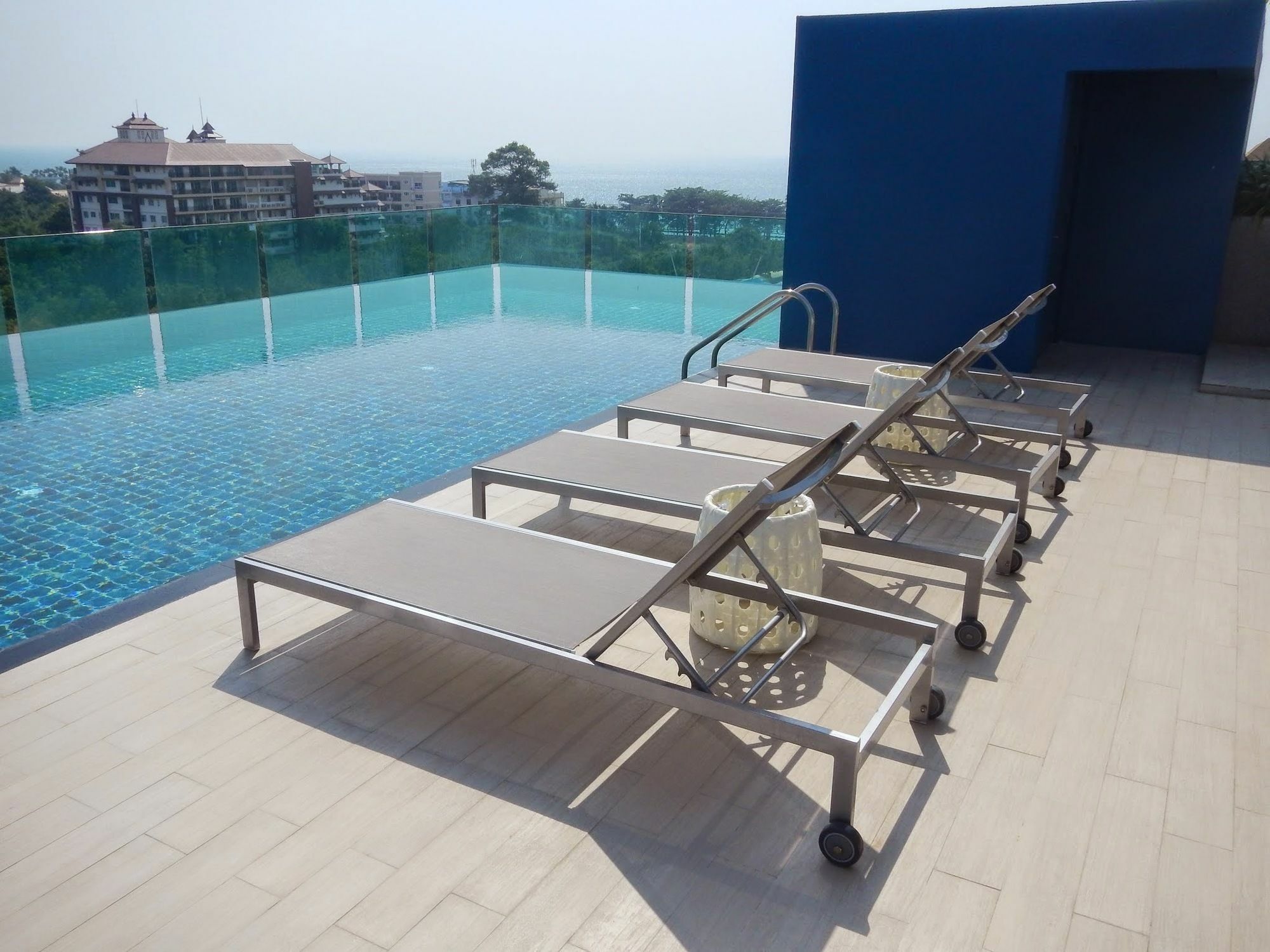 Acqua - 100 Meters From Jomtien Beach Pattaya Εξωτερικό φωτογραφία